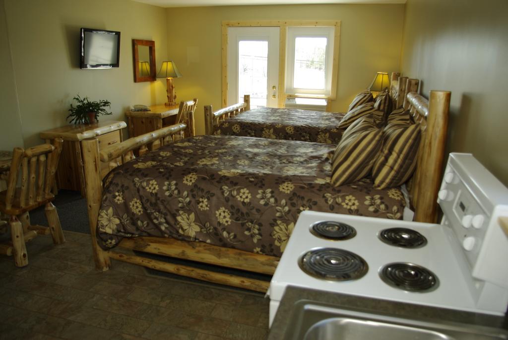 Lake-Vu Motel Kenora Ngoại thất bức ảnh