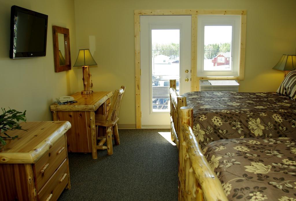 Lake-Vu Motel Kenora Ngoại thất bức ảnh