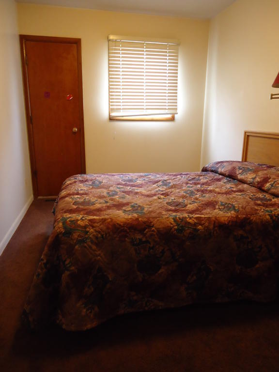 Lake-Vu Motel Kenora Ngoại thất bức ảnh